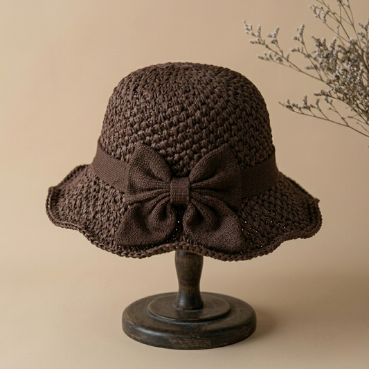 Sombrero de paja trenzada con lazo
