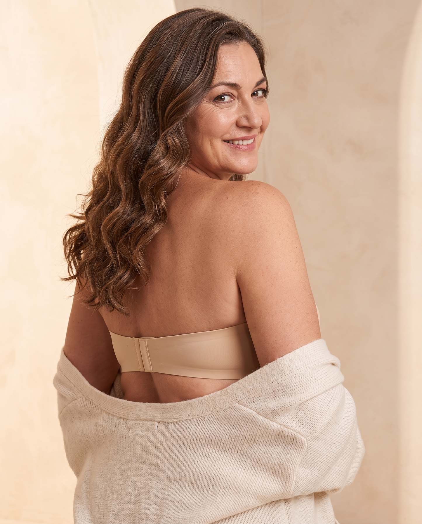 Sujetador invisible sin marcas beige - espalda
