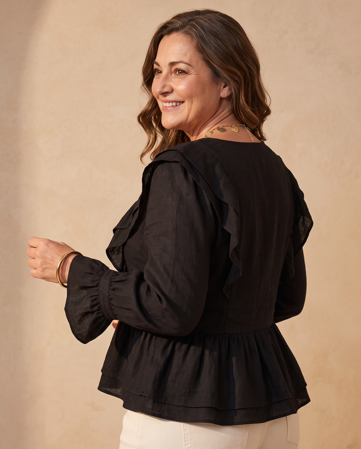 Sienna| Blusa Asimétrica con Volantes - Negro 2